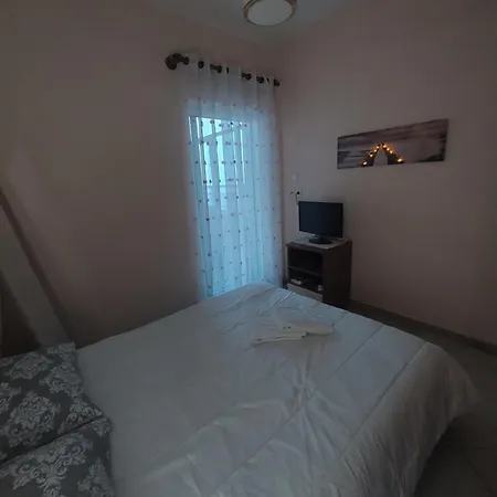 Hara's House * ניי פורי